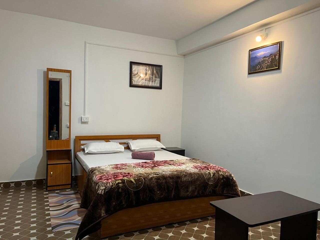 Lake Side Homestay - Pradhan Homestay Mirik Exterior photo